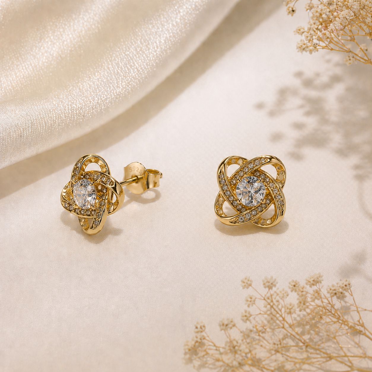 LOVE KNOT EARRINGS